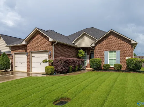 120 Somerset Park Dr, Huntsville, AL 35811