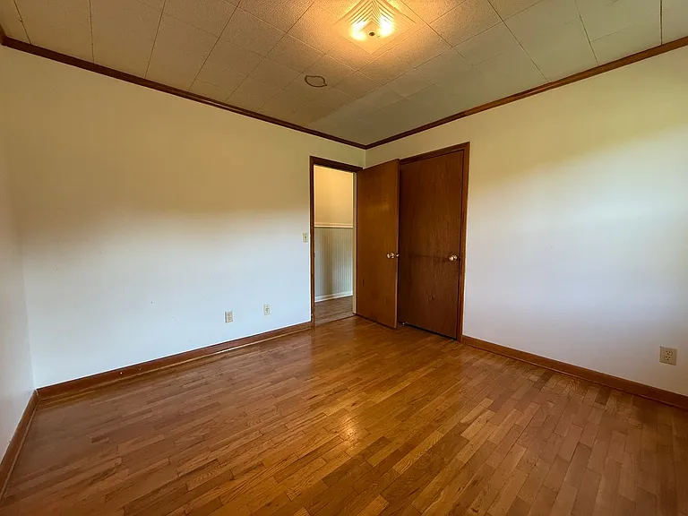 2459 Middlesettlements Rd — Photo 17