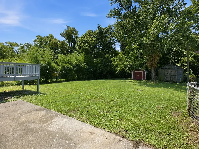 713 Elissa Dr — Photo 27