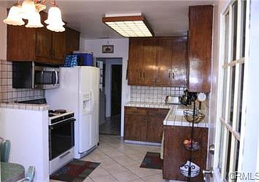 2nd image of 16864 Athol St