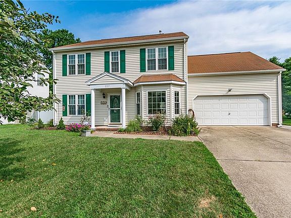 4th image of 227 Cabell Dr