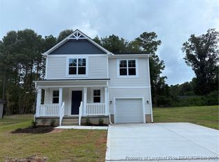 238 Appaloosa Dr, Spring Lake, NC 28390