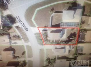 18690 Shauna Manor Dr, Boca Raton, FL 33496