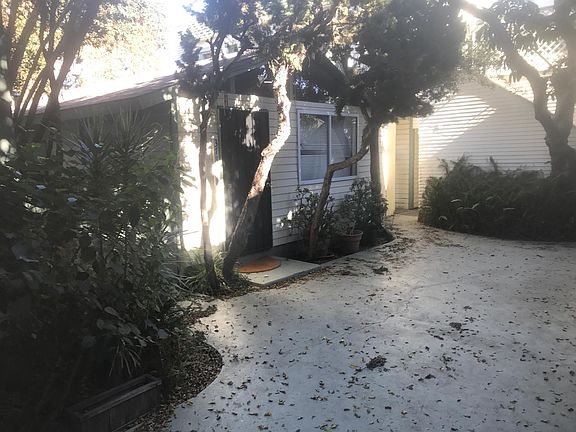 3rd image of 3789 3rd Ave