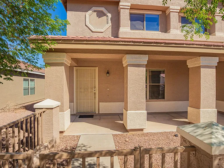 1310 E Beth Dr — Photo 8