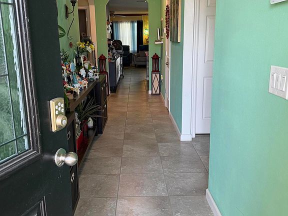 3rd image of 251 Guinevere Dr SW