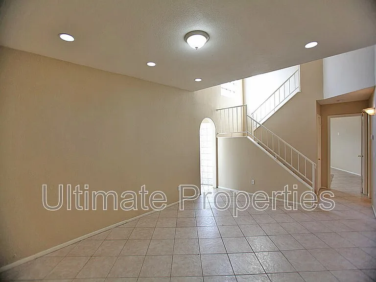 6337 W Turquoise Ave — Photo 3
