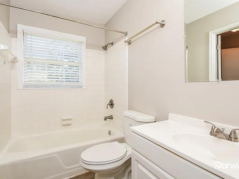 3201 Glendale Dr — Photo 11