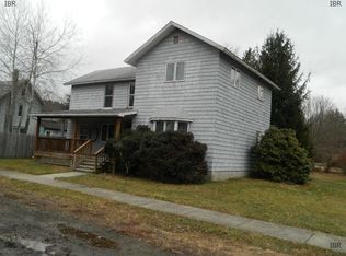 8 W Pleasant St, Van Etten, NY