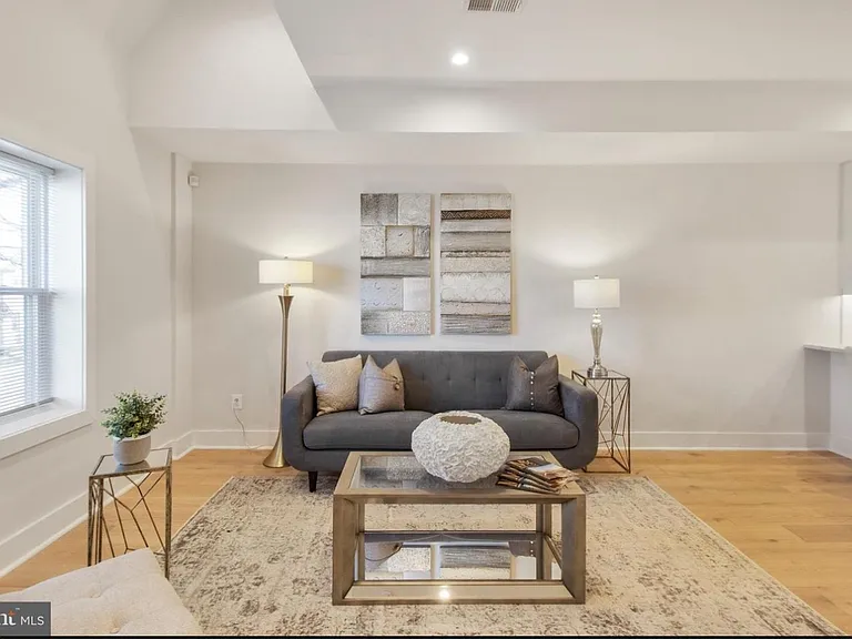 1722 W Virginia Ave NE #3A — Photo 20