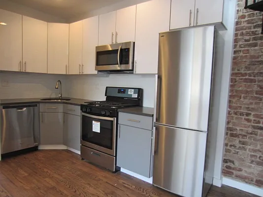 Rented by Bohemia Realty Group | media 16