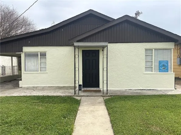 1010 Isbell St, Gretna, LA 70053