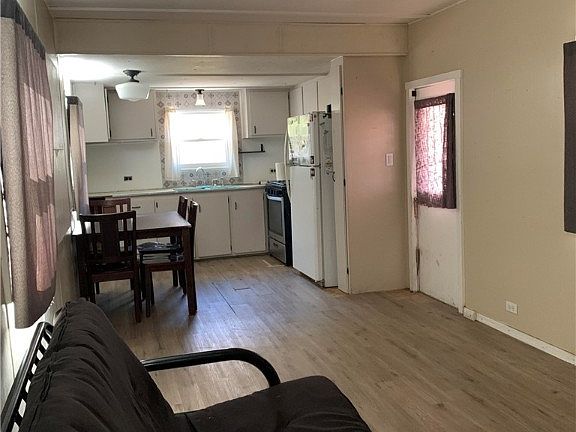 5th image of 593 E Clearview Drive