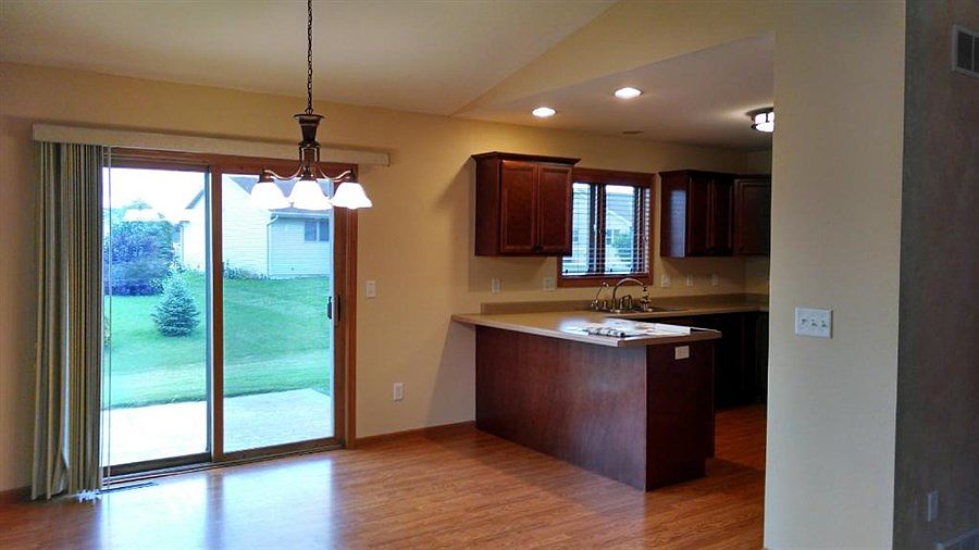 2nd image of 51 Southern Edge Dr