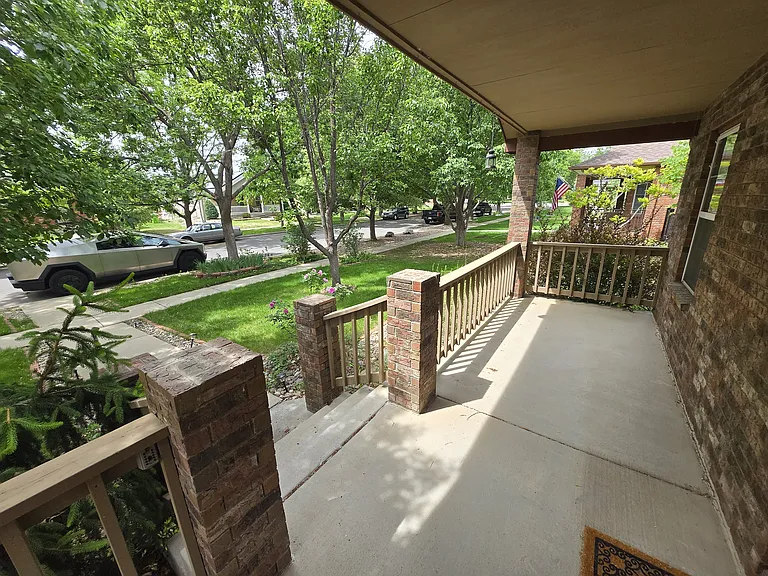 308 E Iowa Ave — Photo 4