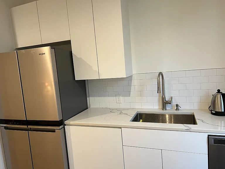 1118 Nova St — Photo 8