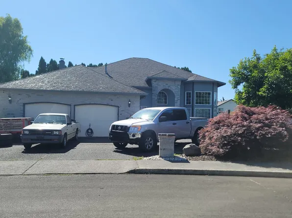 11206 NW 6th Ave, Vancouver, WA 98685