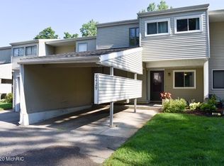 6429 Wainscot Dr SE #126, Grand Rapids, MI 49546