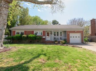 18 Harris Landing Rd, Hampton, VA 23669