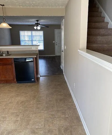2961 S Rutherford Blvd #D3 — Photo 7