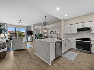 20261 Estero Gardens CIR #207, ESTERO, FL 33928