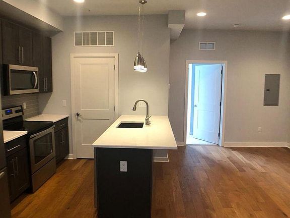 4th image of 5938 Henry Ave APT 31