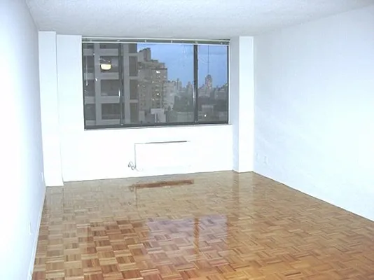 Rented by Citi-Spaces | media 4