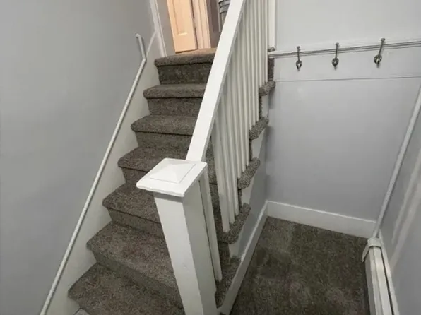 513 Rodd St, Midland, MI 48640