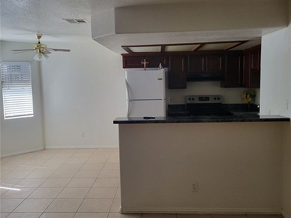 5th image of 2225 James Bilbray Dr