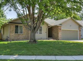16565 Cedar Cir, Omaha, NE 68130