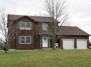 887 Meadowdale Ct, Valparaiso, IN 46383