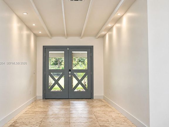 4th image of 9865 SW 74th Ave