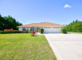 6161 Columbus Blvd, Sebring, FL 33872