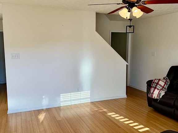 5th image of 405 Wessex Rd