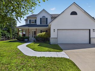 8352 Marquis Ct, Lambertville, MI 48144