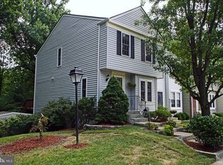 2 Valley Bend Ct, Germantown, MD 20876