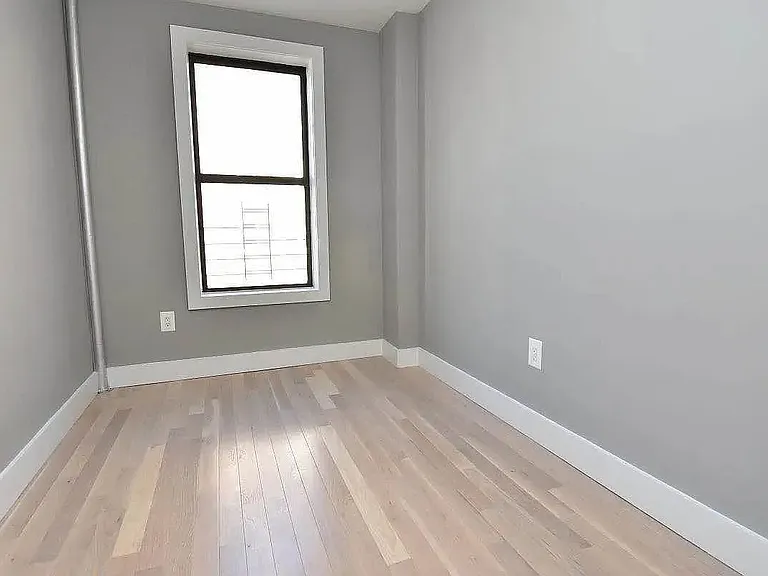 616 W 184th St #32 — Photo 5