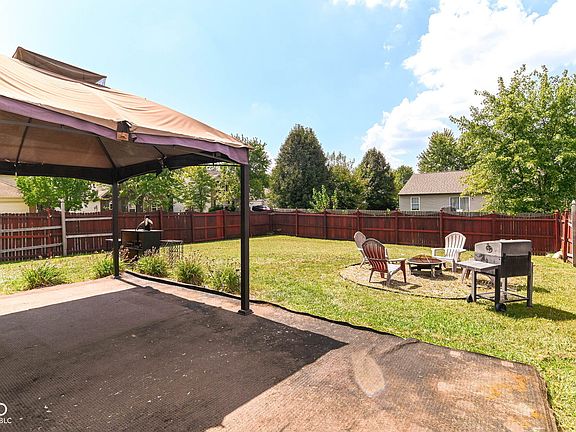 4th image of 2310 Rostock Ct