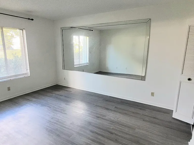 3670 Alder Dr #F1 — Photo 11