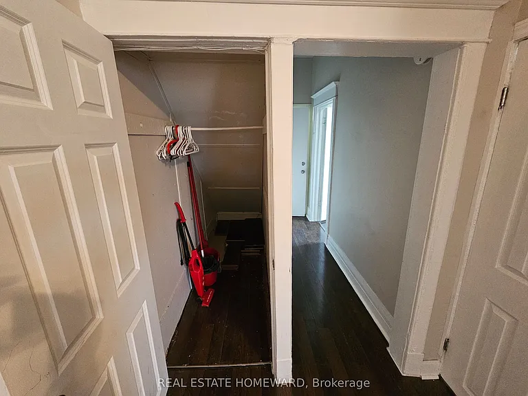 733 Pape Ave #A — Photo 10
