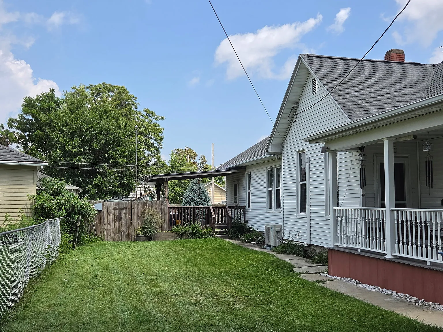3 bed, 1344 sqft, $1,500 — Photo 2