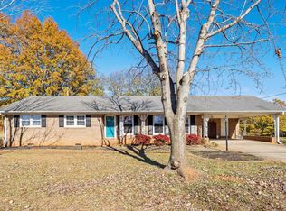 710 Gap Creek Rd, Duncan, SC 29334