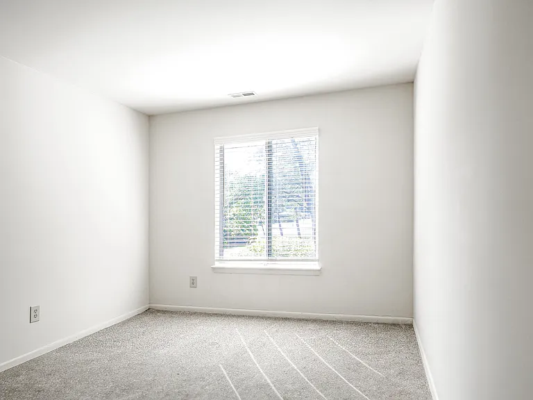 The Timbers Apartments — Photo 6