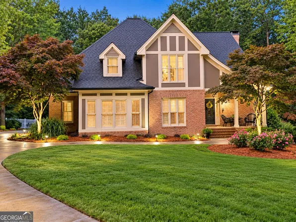 2634 Ivy Plantation Dr, Buford, GA 30519