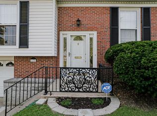 1730 Milbank Dr, Florissant, MO 63031