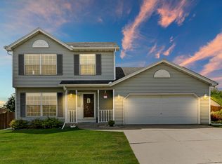 8809 Queensbury Ln, Sturtevant, WI 53177