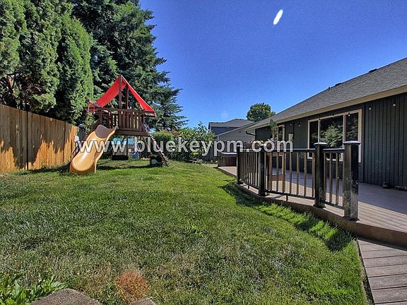 4th image of 11009 NW 29th Ave