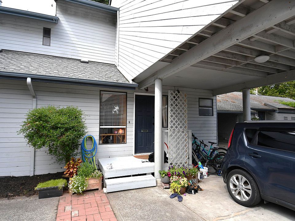 1st image of 15855 Alder Pl