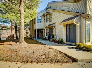 203 Sunshine Ct, Parlin, NJ 08859