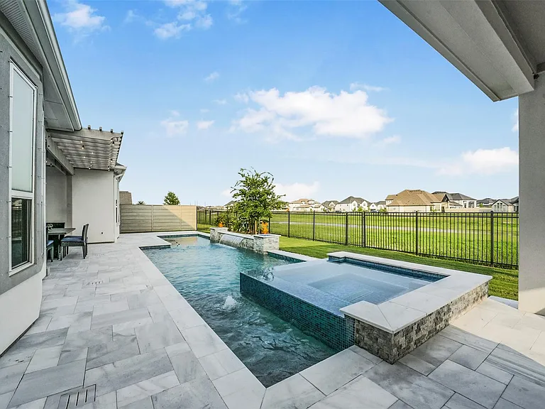 2018 Grove Terrace Ln — Photo 43